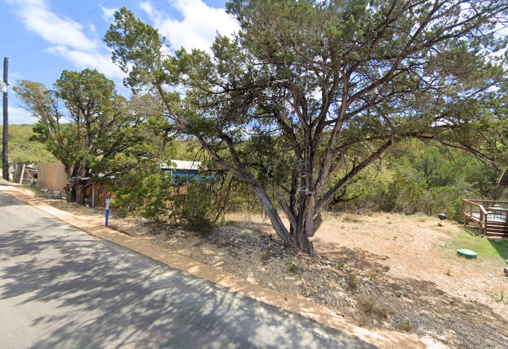 Photo of 650 ROCKWOOD DR, Canyon Lake, TX 78133 (MLS # 1959689)