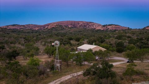 7702 ranch road 965 Llano TX 78643