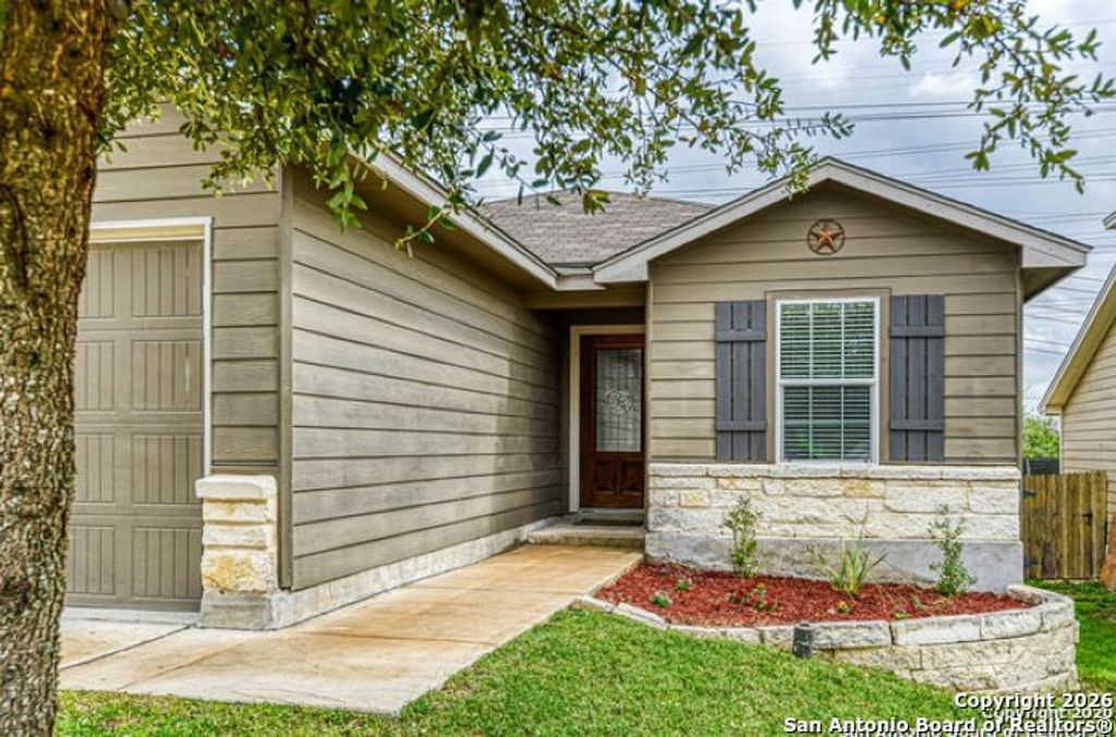 Photo of 2202 York Bend, San Antonio, TX 78245 (MLS # 1933803)
