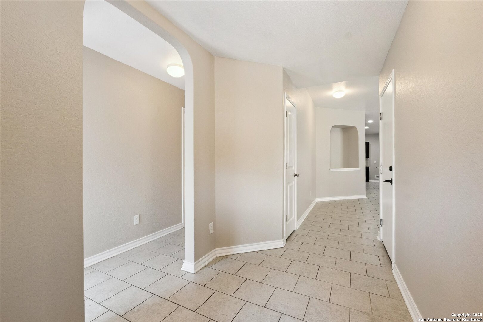 8737 Ironwood