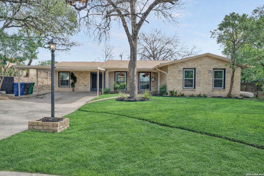 Photo of 130 Dawnridge, San Antonio, TX 78213 (MLS # 1944903)