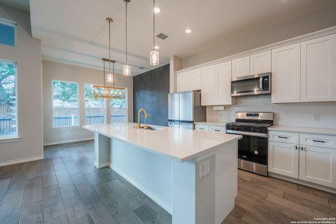 Tiny photo for 29203 Cheyenne Rdg, Boerne, TX 78015 (MLS # 1934371)