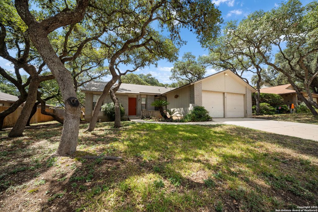Photo of 7263 ENCHANTED FLAME ST, San Antonio, TX 78250 (MLS # 1898107)