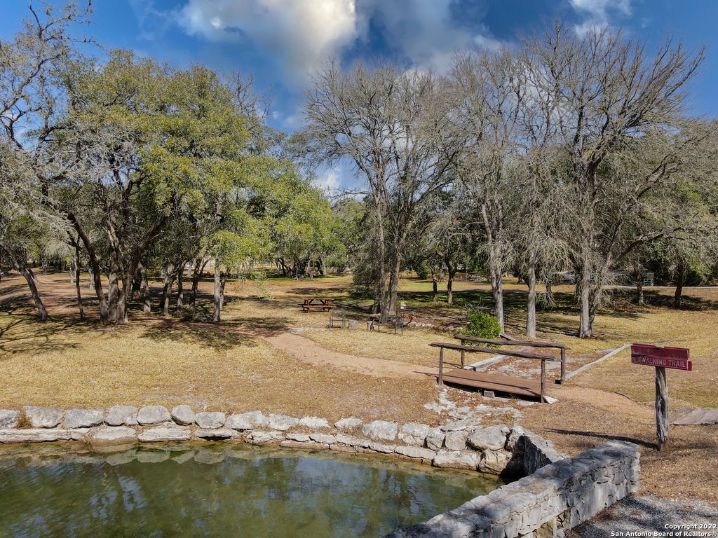 Photo of 437 Private Rd 1706, Helotes, TX 78023 (MLS # 1896989)