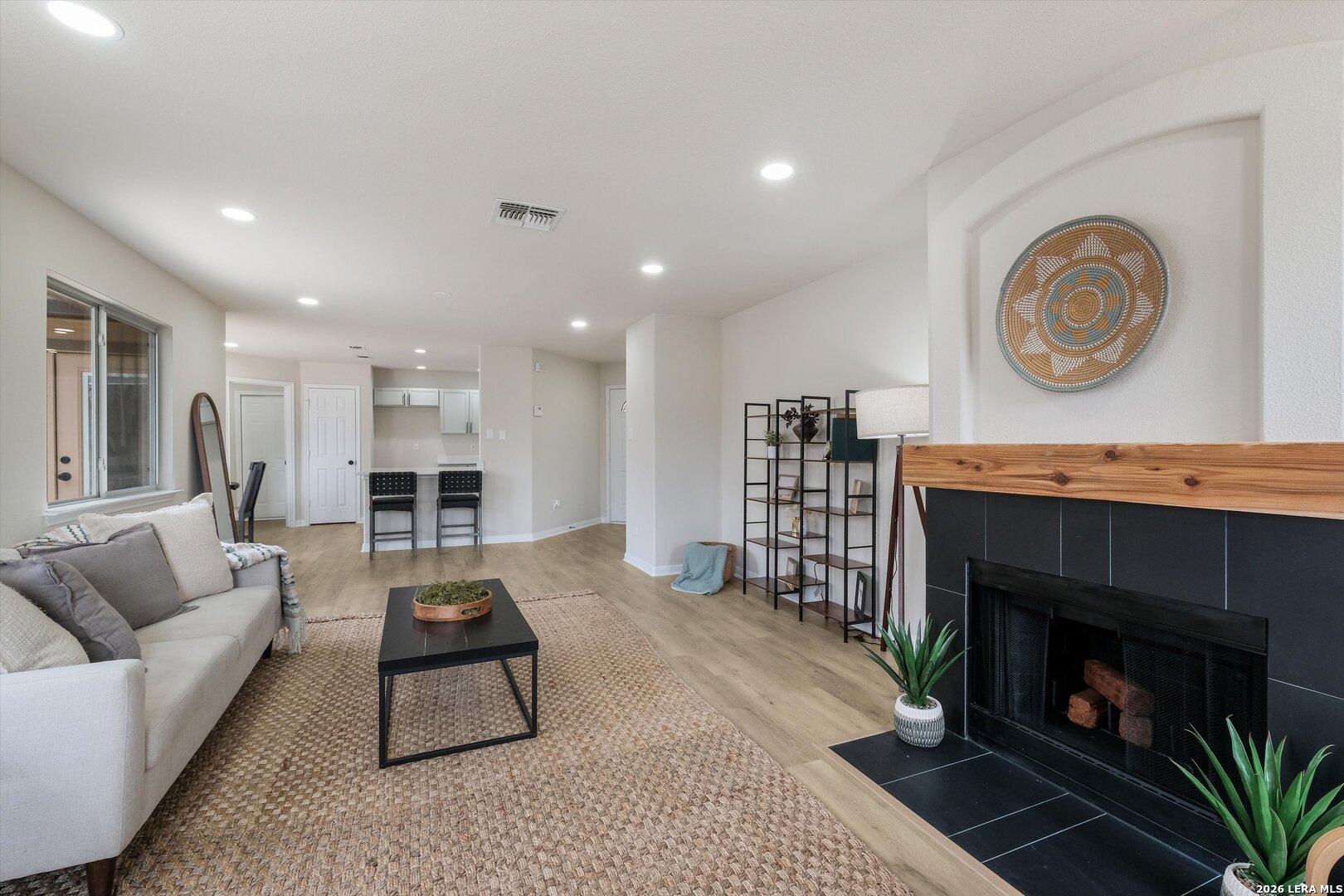 5390 Chestnut View