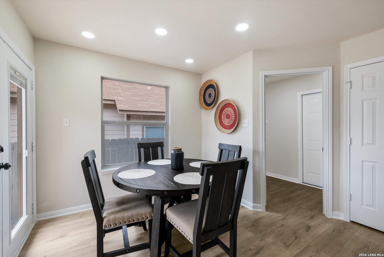 5390 Chestnut View