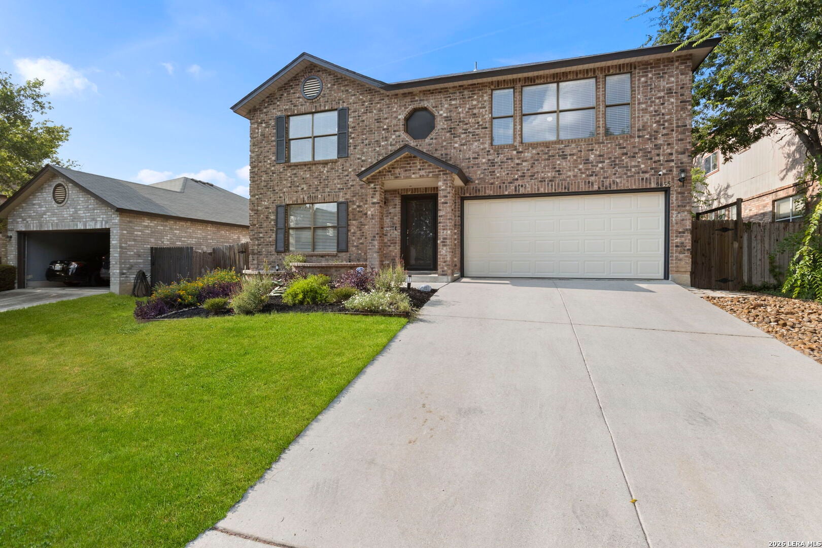 9655 Campton Farms