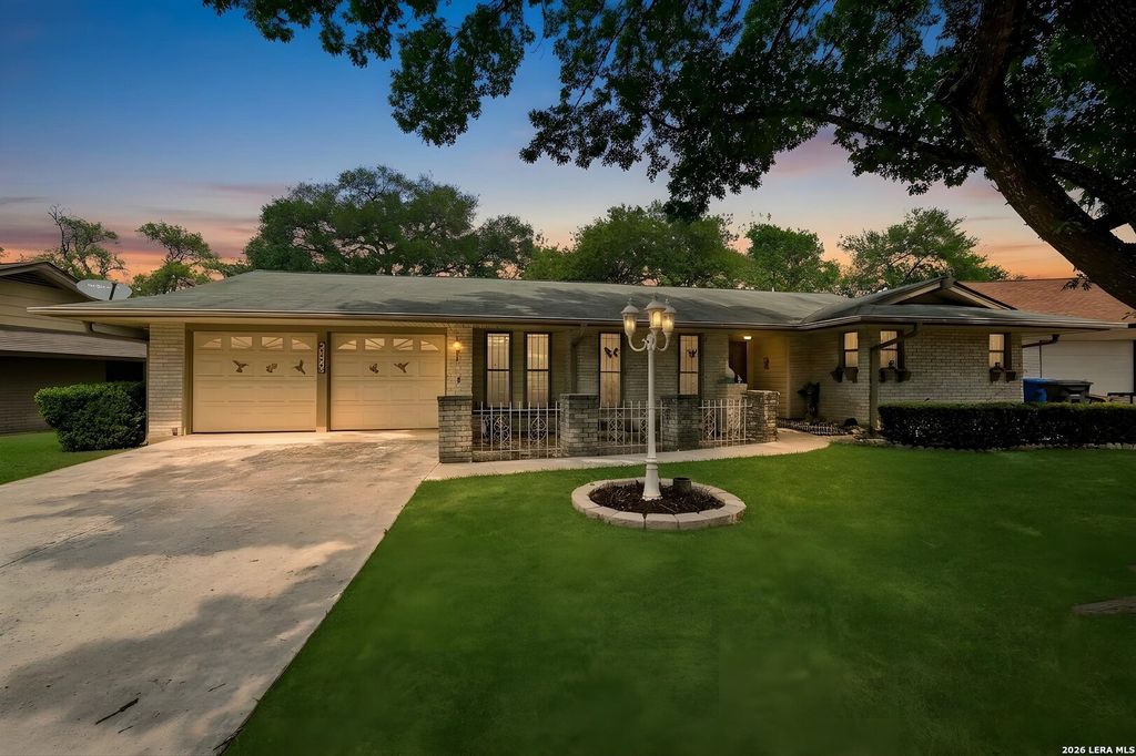 Photo of 4315 Fondren, San Antonio, TX 78217 (MLS # 1959006)