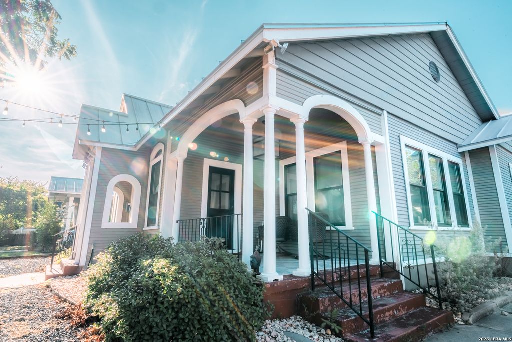 Photo of 359 E Craig, San Antonio, TX 78212 (MLS # 1939635)