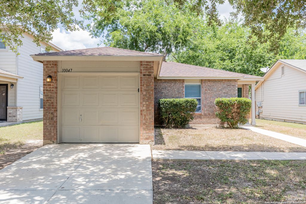 Photo of 10047 SOUTHERN SUN, San Antonio, TX 78245 (MLS # 1915279)