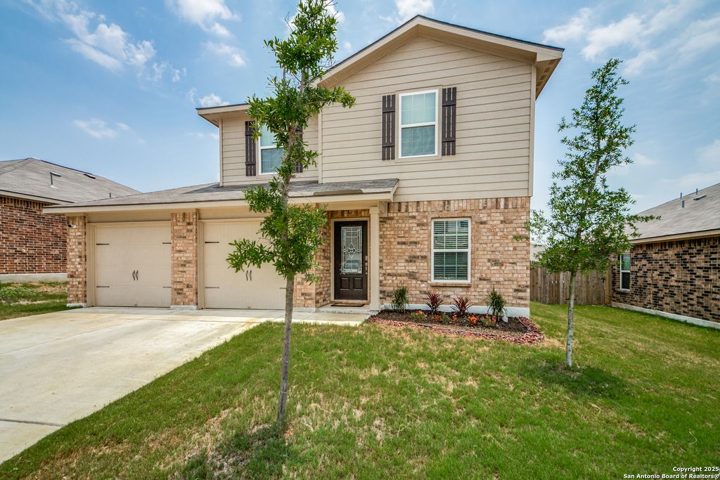 Photo of 7828 Oxbow Way, San Antonio, TX 78254 (MLS # 1887834)