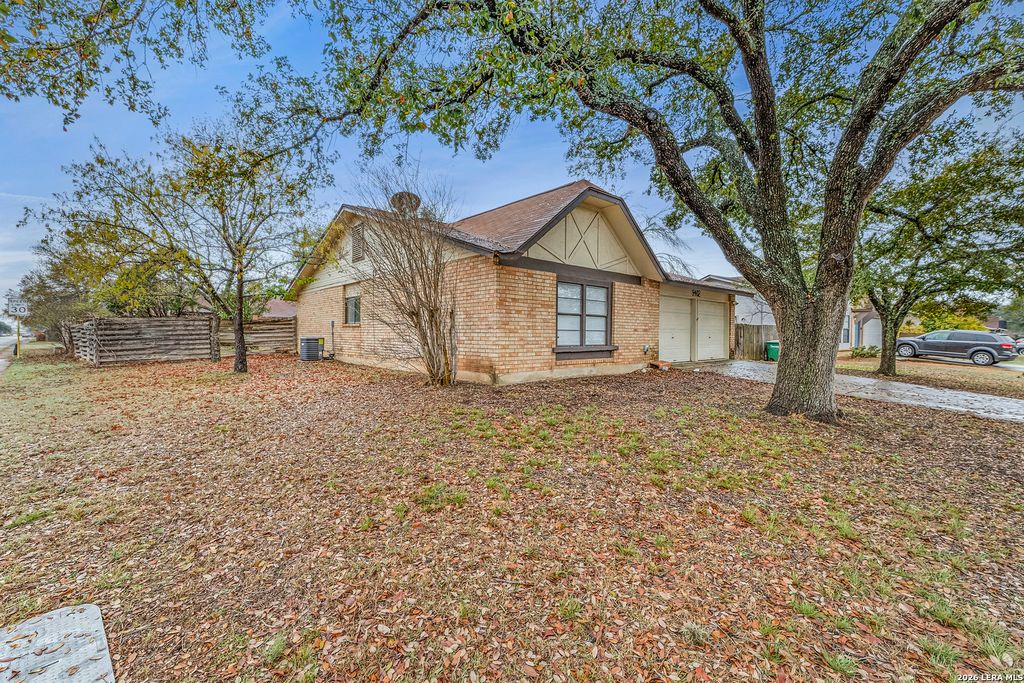 Photo of 9402 Valley Rdg, San Antonio, TX 78250 (MLS # 1949105)