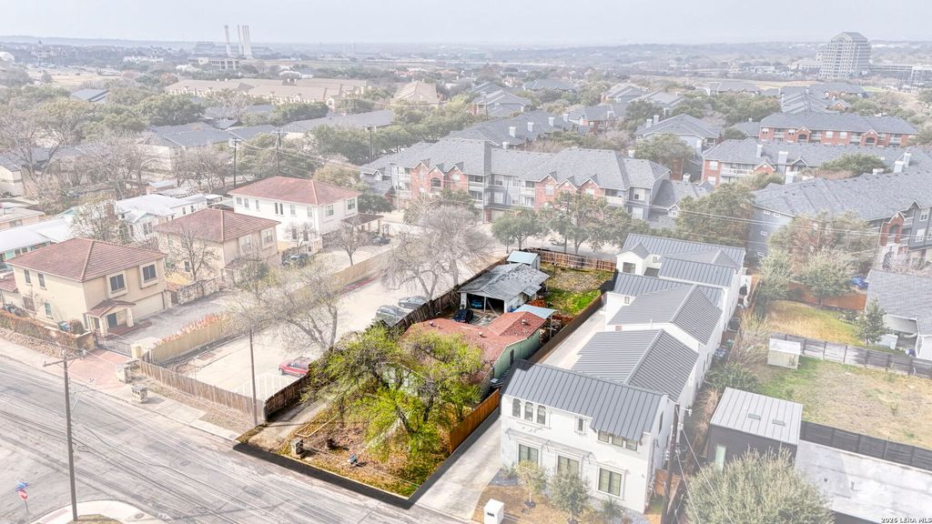 Photo of 363 Everest, San Antonio, TX 78209 (MLS # 1945011)