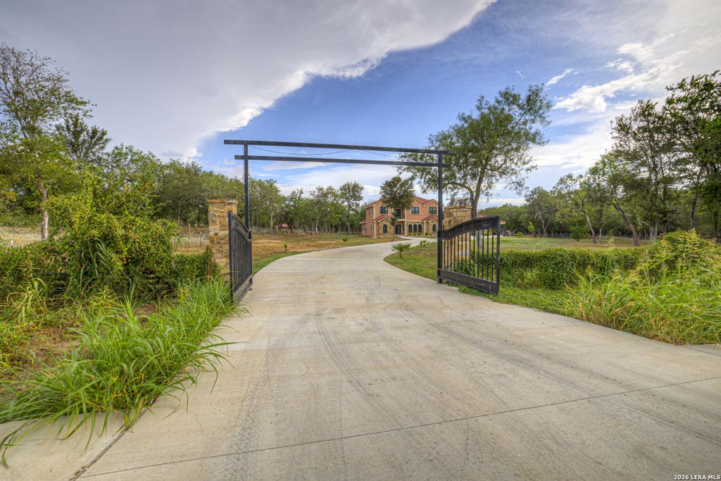 Photo of 11192 Fm 466, Seguin, TX 78155 (MLS # 2010861)