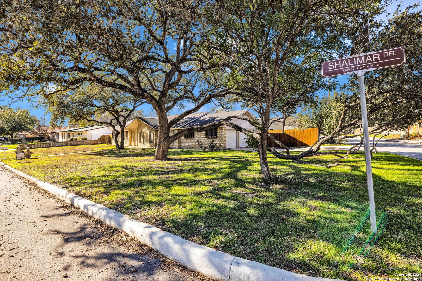 200 SHALIMAR DR