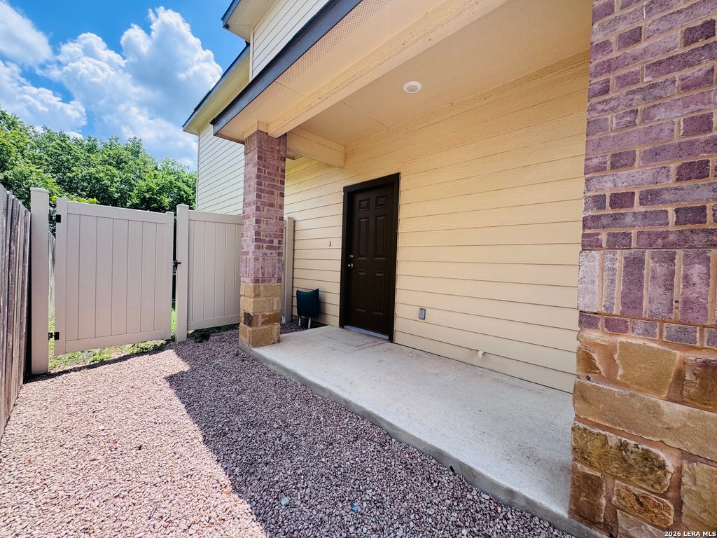 Photo of 1133/1135 Renee, Seguin, TX 78155 (MLS # 1963547)