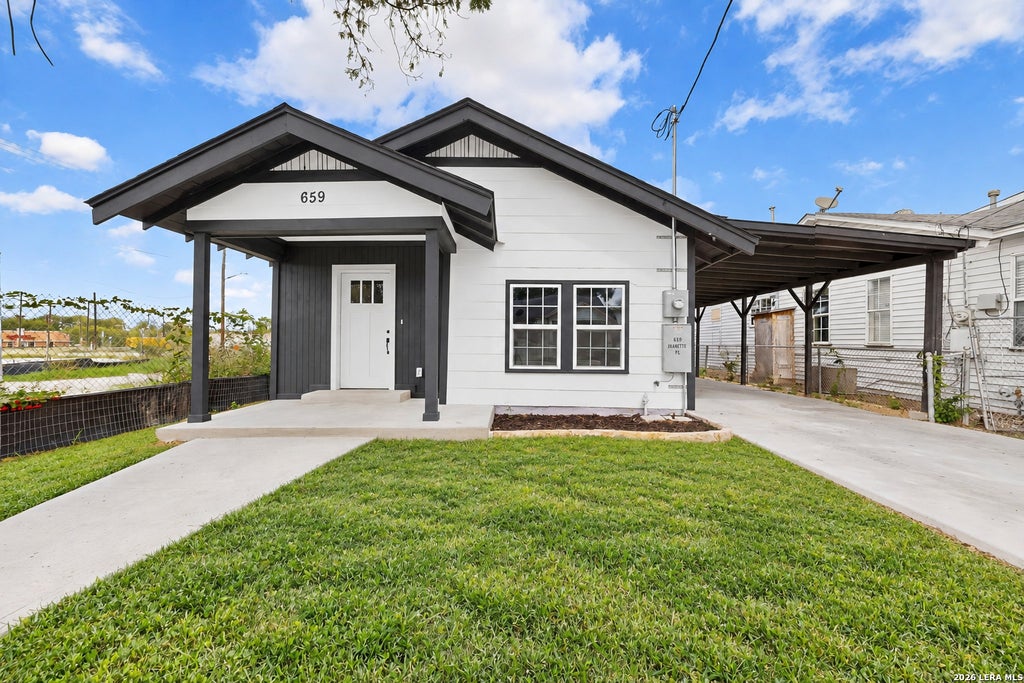 Photo of 659 BARRETT PL, San Antonio, TX 78225 (MLS # 2023618)