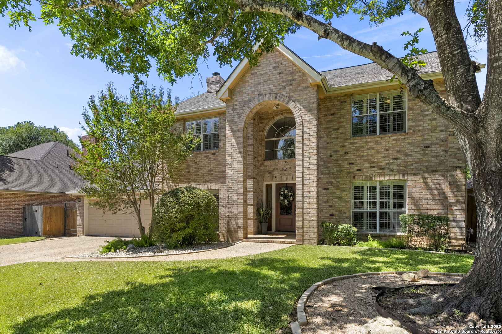 42 Courtside Cir