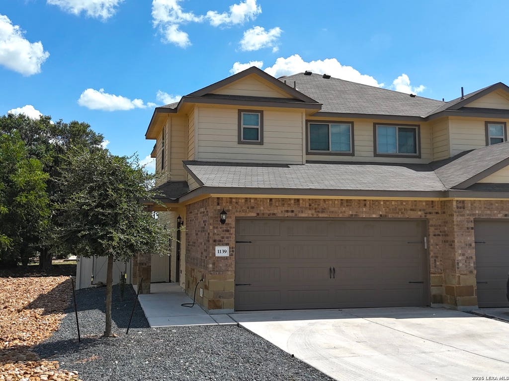 Photo of 1139 Renee Way, Seguin, TX 78155 (MLS # 2000606)