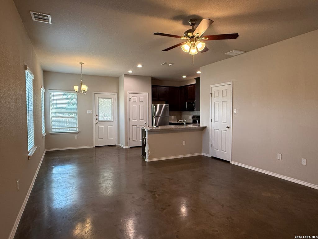 Photo of 1139 Renee Way, Seguin, TX 78155 (MLS # 2000606)