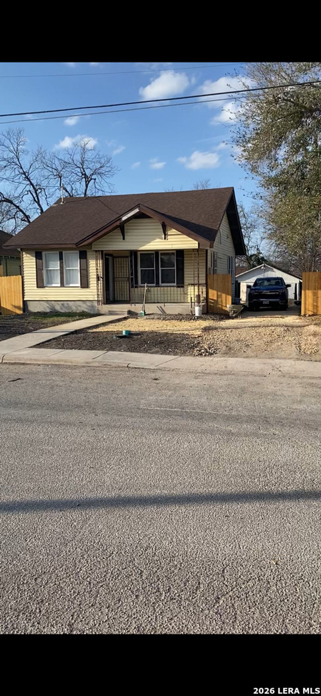 Photo of 637 Canton, San Antonio, TX 78202 (MLS # 1955795)