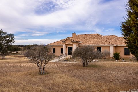 A home in Bandera