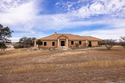 A home in Bandera