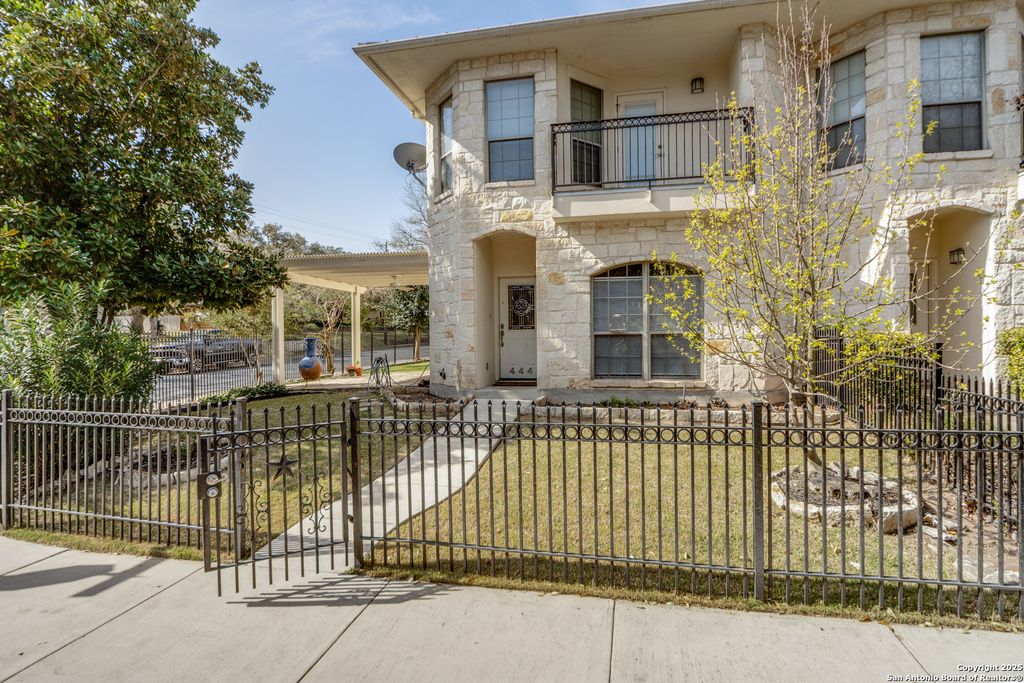 Photo of 444 HERFF ST, Boerne, TX 78006 (MLS # 1993248)