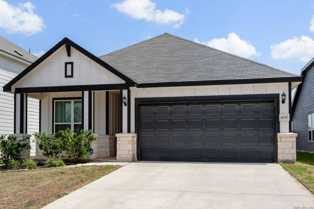 Photo of 4047 WILD BLOOM RD, Seguin, TX 78155 (MLS # 2009843)