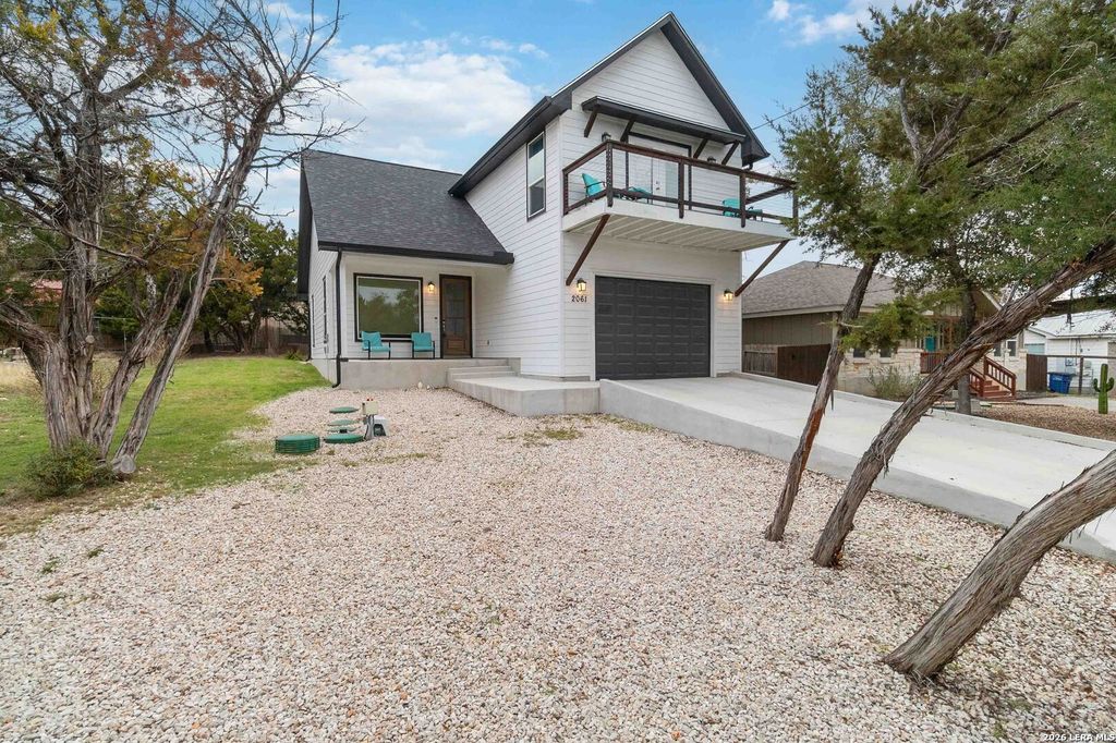 Photo of 2061 Robin Hood, Canyon Lake, TX 78133 (MLS # 1945750)