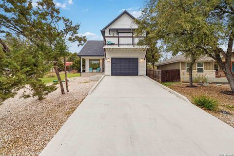 2061 Robin Hood Canyon Lake TX 78133