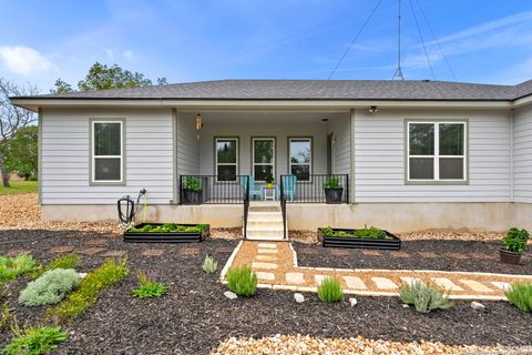 A home in Poteet