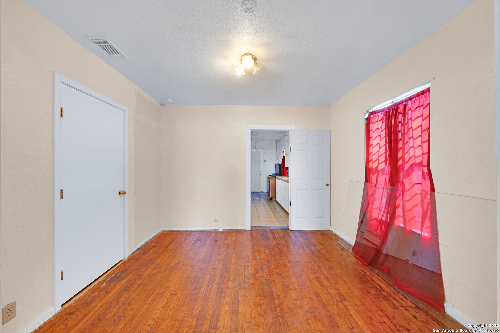 520 Ogden St