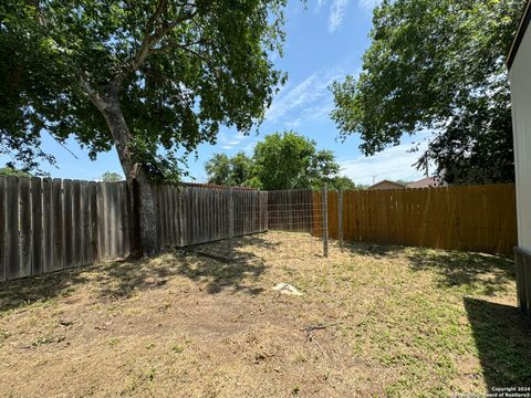 A home in Poteet