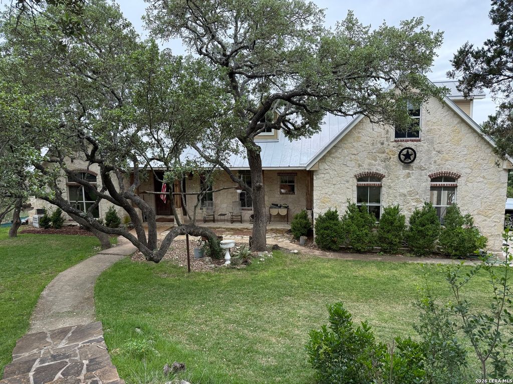 Photo of 26302 QUAIL GROVE LN, Boerne, TX 78006 (MLS # 1966665)