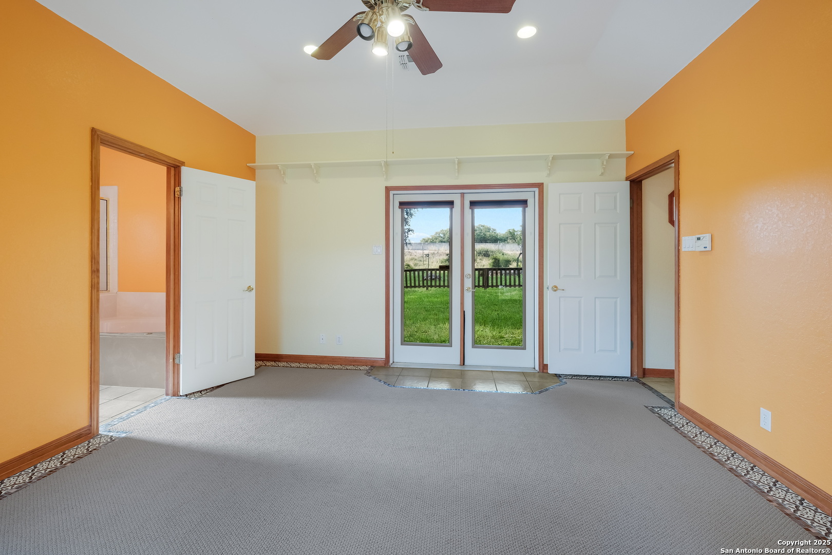 542 Silver Springs