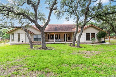 A home in Garden Ridge