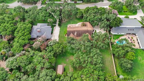 A home in Garden Ridge