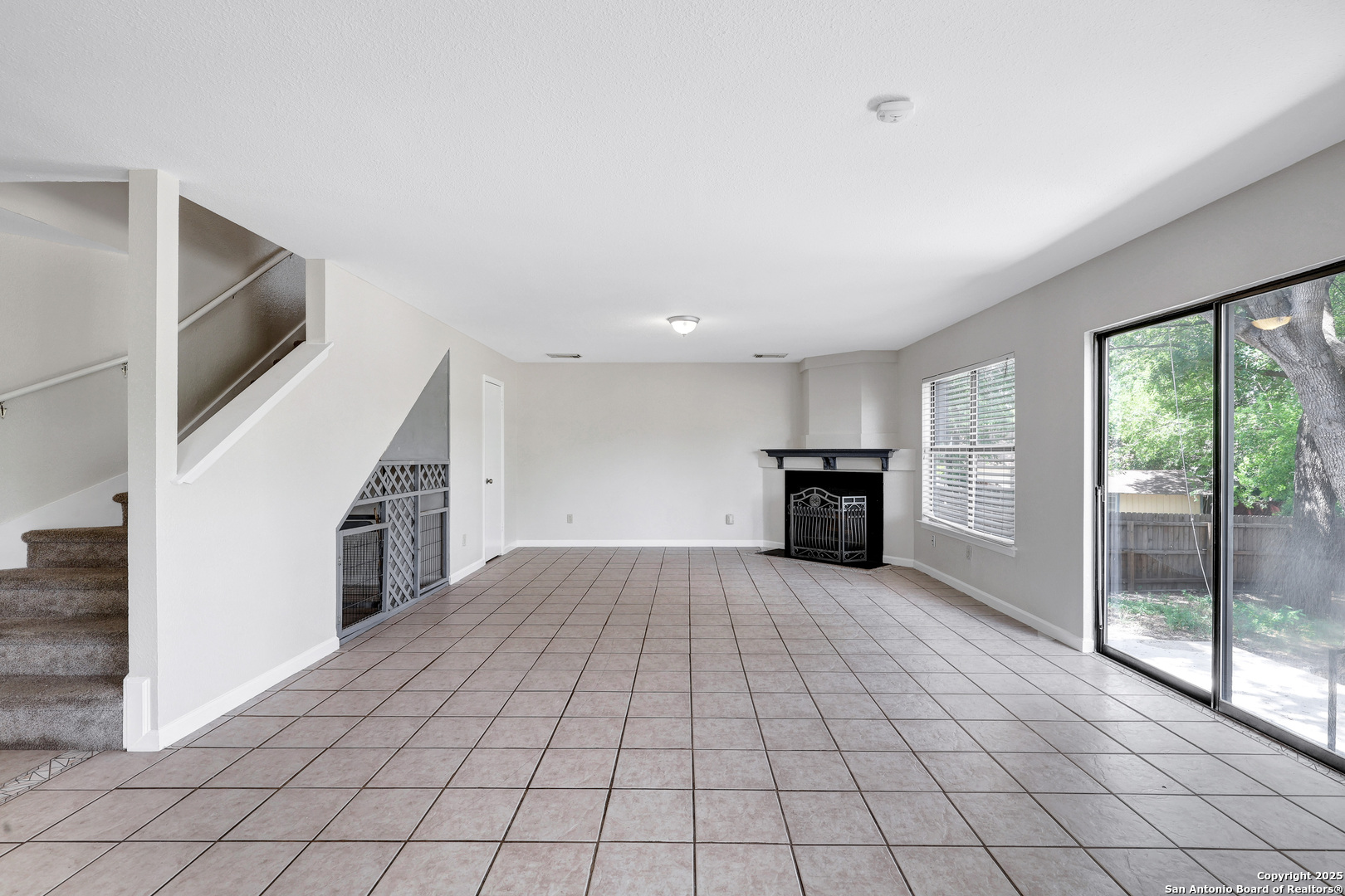 4403 SHERWOOD WAY