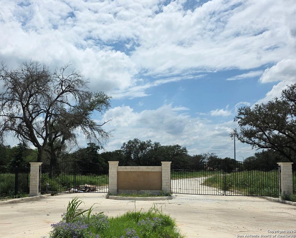 Photo of LOT 19 Swans Landing, San Antonio, TX 78217 (MLS # 1823821)