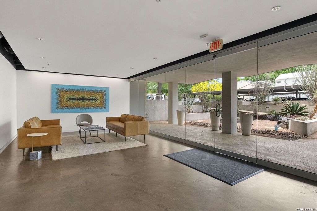 Photo of 1115 S Alamo St 2405 #2405, San Antonio, TX 78210 (MLS # 1957644)