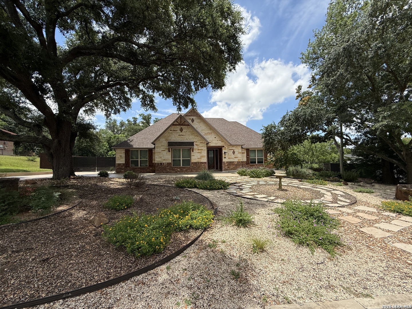 Photo 1 of 34 — 804 MORNINGSIDE DR, San Antonio, TX 78209