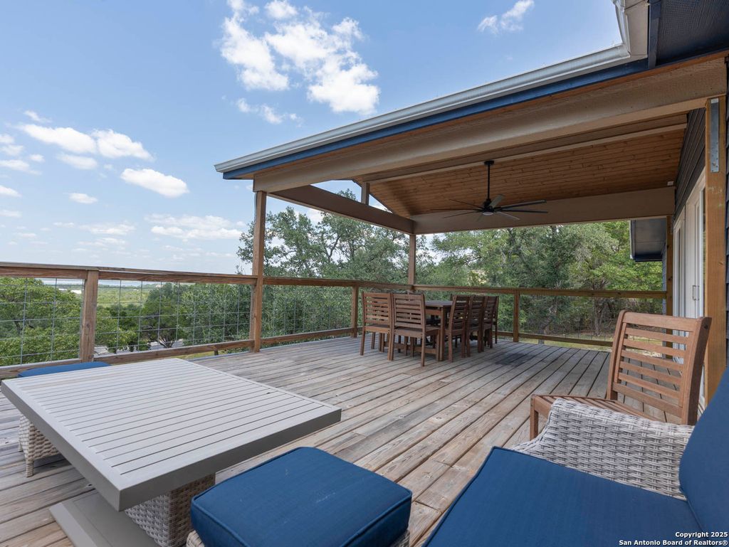 Photo of 268 White Oak, Canyon Lake, TX 78133 (MLS # 1891717)