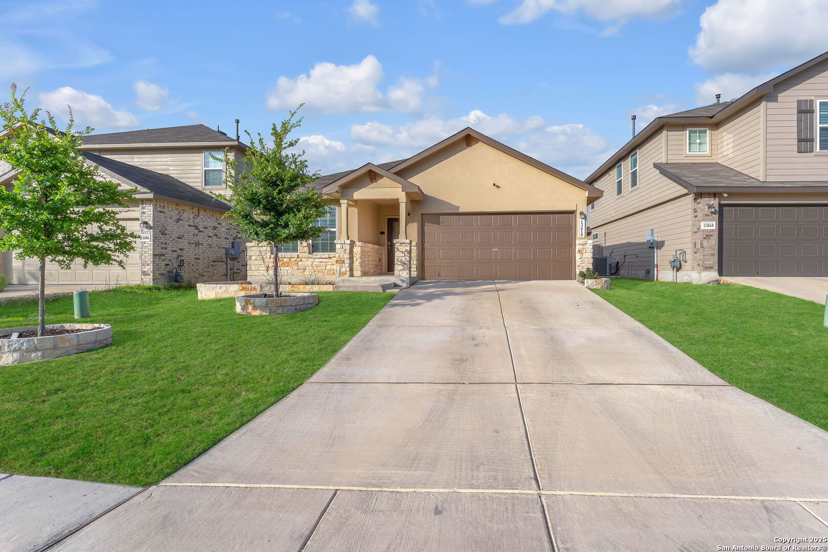 13610 Boothe Grv