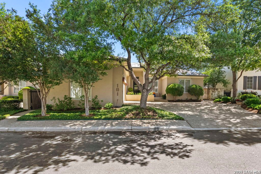 Photo of 101 Bristol Green, San Antonio, TX 78209 (MLS # 1952308)