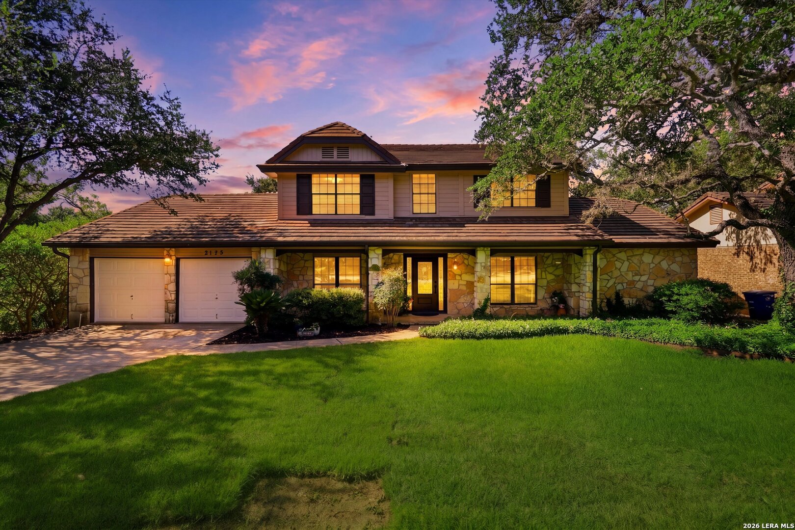 2175 Encino Loop