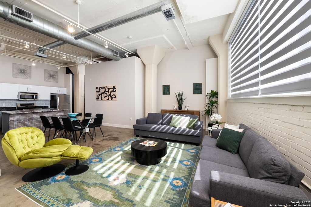 Photo of 1401 S Flores 202 #202, San Antonio, TX 78204 (MLS # 1911842)