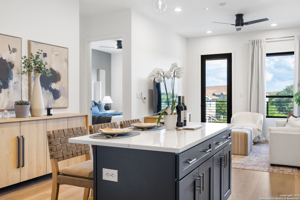 Photo of 10899 S Hausman 311 #311, San Antonio, TX 78250 (MLS # 1934272)