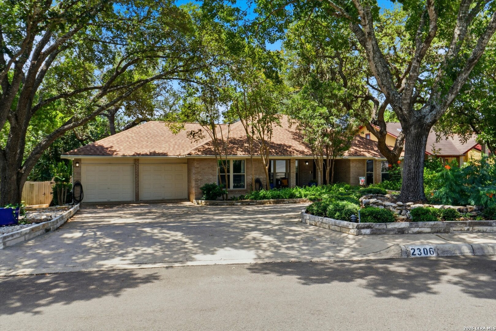 2306 Park Creek