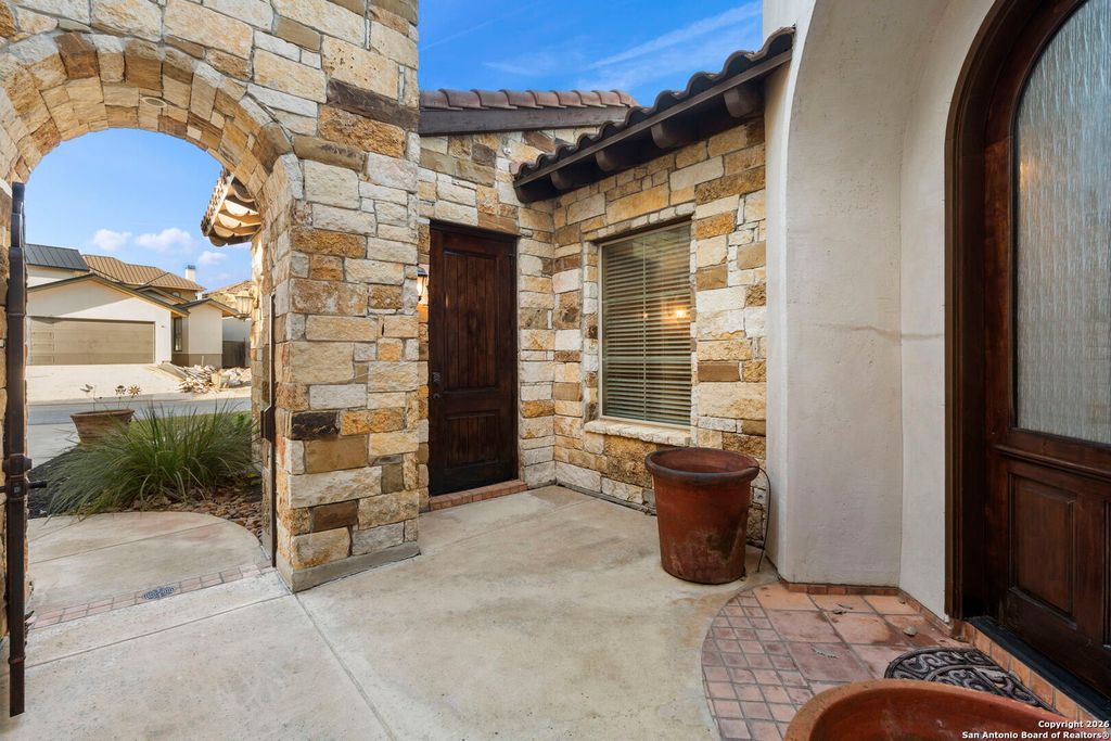 Photo of 16123 Salto Del Agua, San Antonio, TX 78255 (MLS # 1933520)